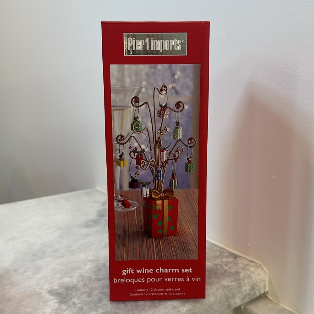 Pier 1 Imports Gift Wine Charm Set New in Box
